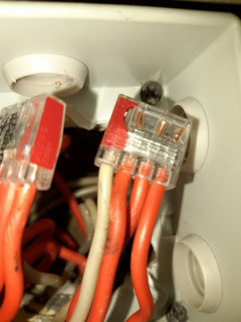 Instalații electrice in regim de urgenta